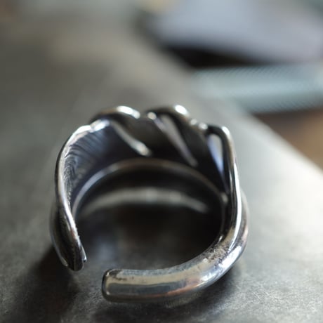 feather ring wide【cast】
