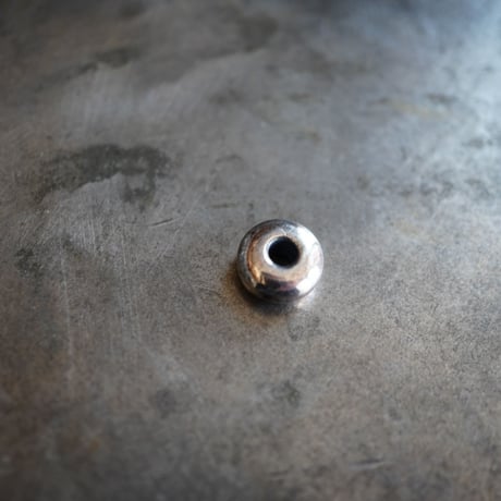 silver beads M