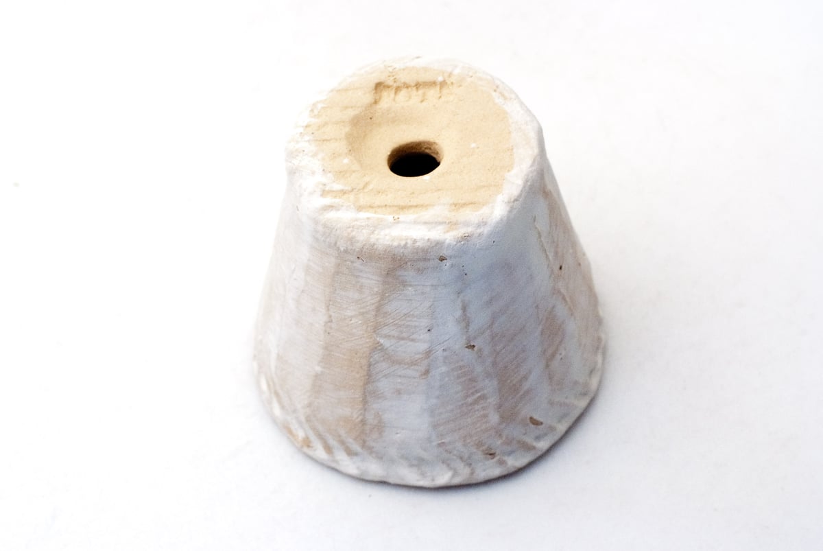 多肉植物の欲しがる植木鉢 2号 24個20%off送料無料 陶器製（2号ポット相当）多肉植物の欲しがる植木鉢 NSSS-6個セット