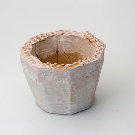 陶器製（2号ポット相当）多肉植物の欲しがる植木鉢 KESc-ピンク8607