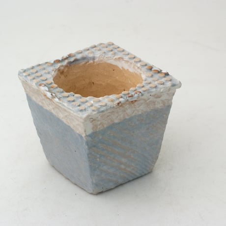 CATEGORY 多肉植物の欲しがる植木鉢（籾殻練込） | design &crafts POTS