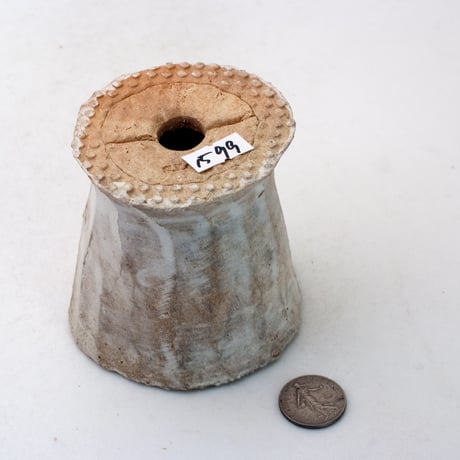 陶器製（２号ポット相当）多肉植物の欲しがる植木鉢 AAMd-1599