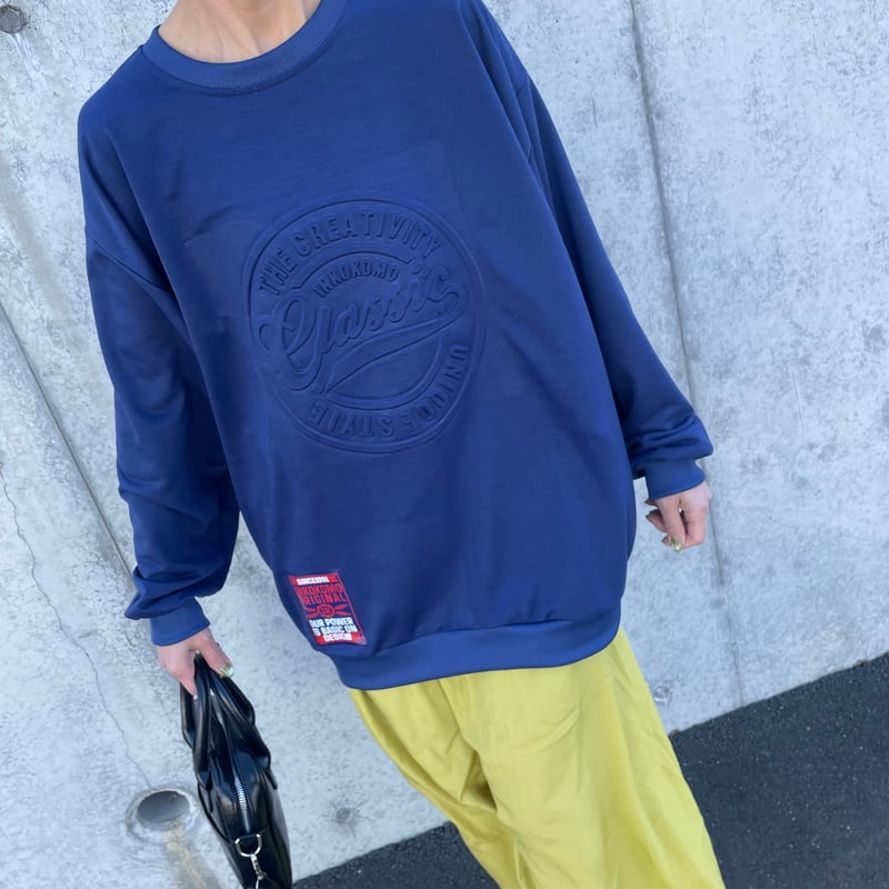 エンボス薄手ロゴスウェット(ネイビー) | COPINE