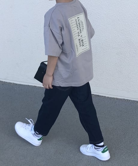 【kids】バックプリントグレージュtシャツ(110〜150)