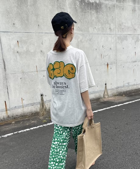 UCLAロゴ刺繍キャップ（ブラック）