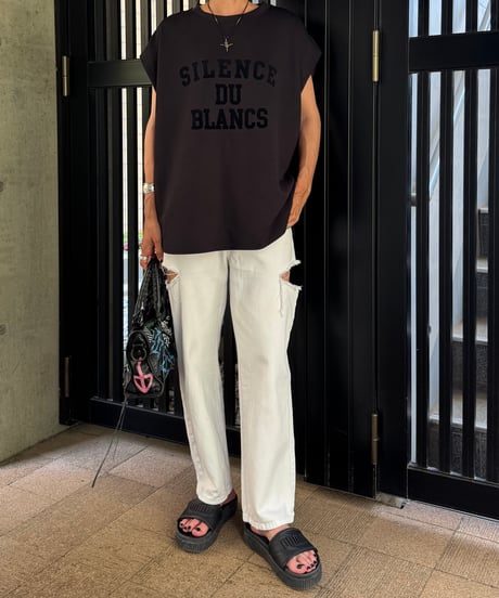 フロッキープリントフレンチスリーブTシャツ(ブラック)
