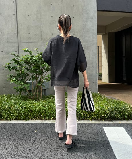 オーガンジーレイヤードロゴTシャツ(ブラック)