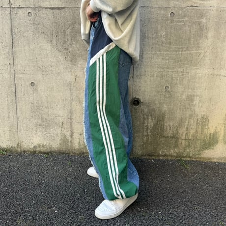 異素材切り替えサイドラインデニムパンツ