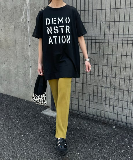 フロントロゴプリントTシャツ(ブラック)