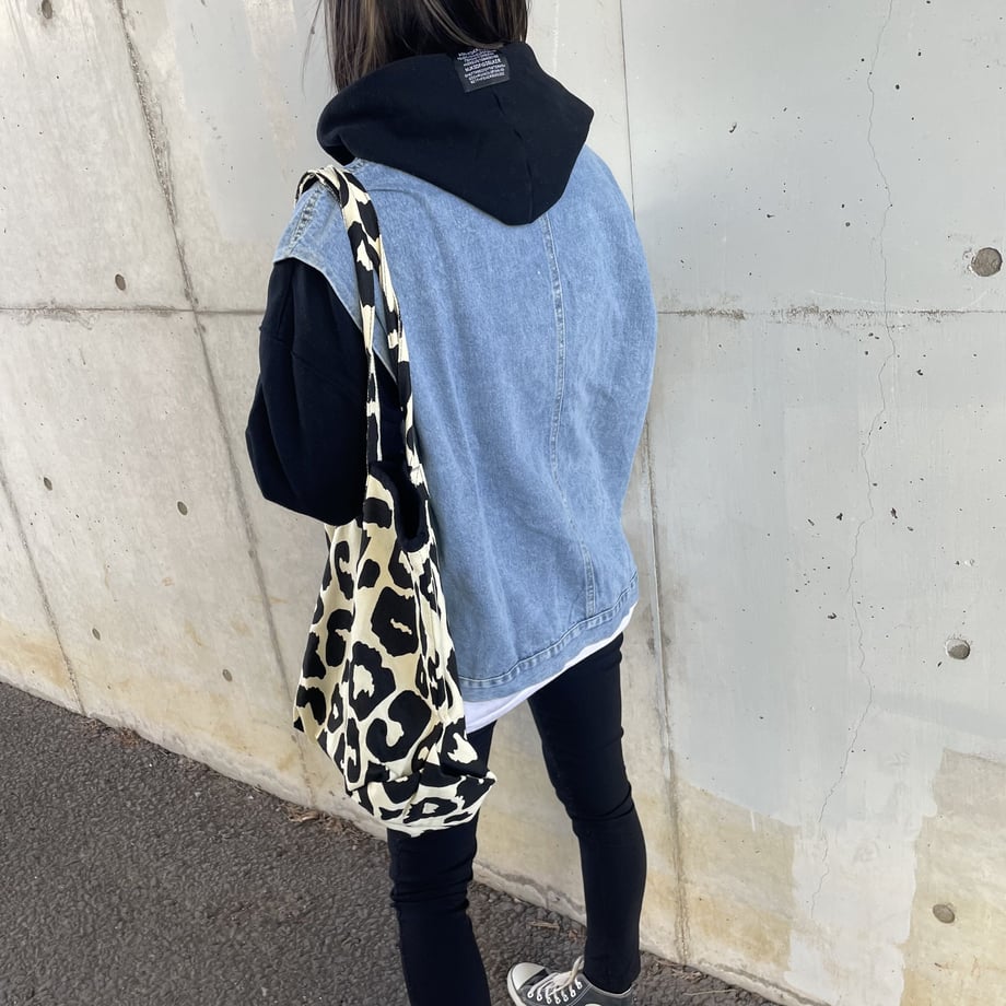 63cc7dc5ae973775bdff4ba1