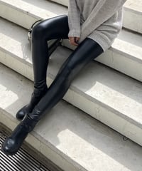 フェイクレザーレギンス（2size）