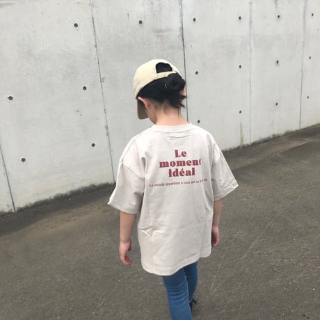 【kids】バックプリントロゴtシャツ・ライトベージュ(110〜150)
