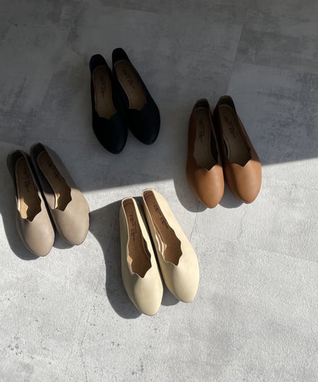 【フラワーカットフラットシューズ(4color/4size）