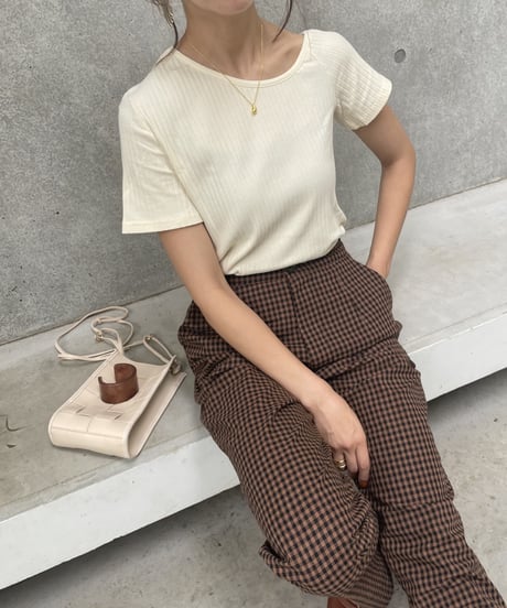 【OUTLET】シンプルリブTシャツ(アイボリー)