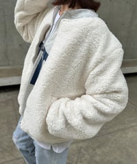 もこもこボアジャケット