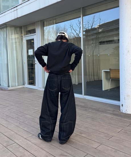 ステッチデザインカーブデニム(ブラック)