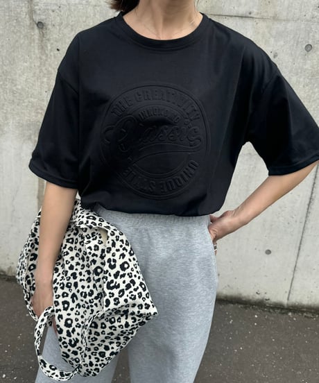 エンボスTシャツ(ブラック)