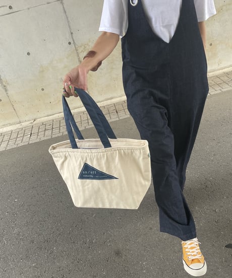 アウトドアにも！保冷キャンバストートバッグ(2color)