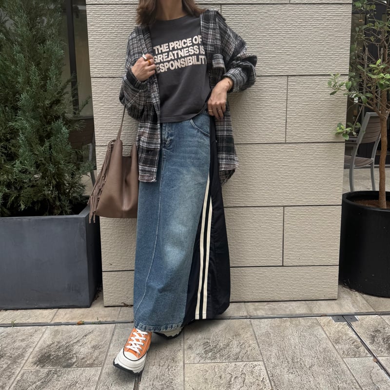 famillite チェック柄 ストラップ　ブラック 大人が楽しめるチェック柄プリーツスカート – ONE PEACE ONLINE