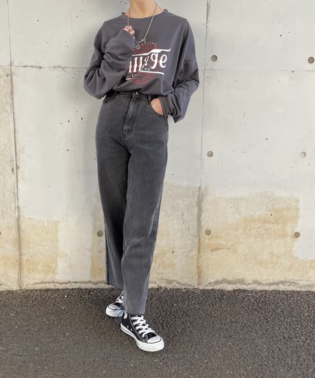 カットオフブラックストレートデニムパンツ