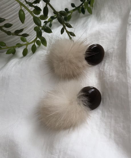 レトロボタンファーピアス
