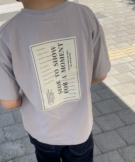 【kids】バックプリントグレージュtシャツ(110〜150)