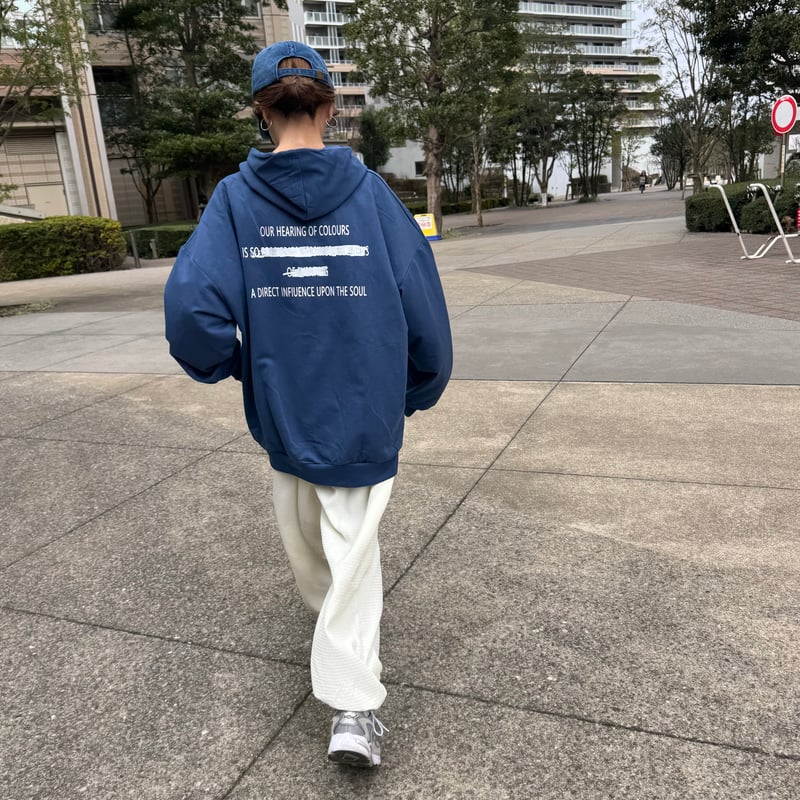 バックプリントパーカー(ネイビー) | COPINE