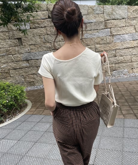 【OUTLET】シンプルリブTシャツ(アイボリー)