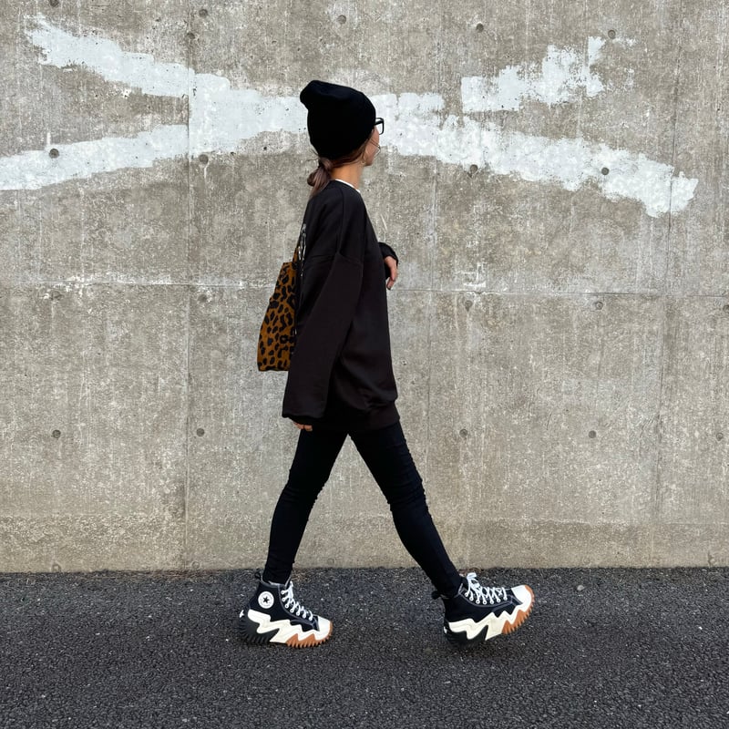 KOININE ブラックジャケットとパンツセット KOININE ブラックジャケットとパンツセット KOININE ブラック