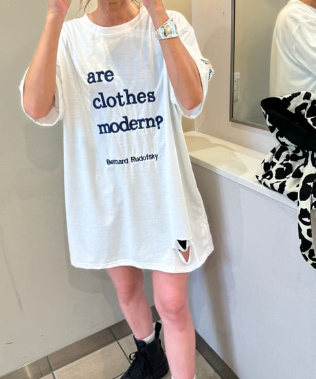 刺繍ロゴダメージビッグTシャツ(ホワイト)