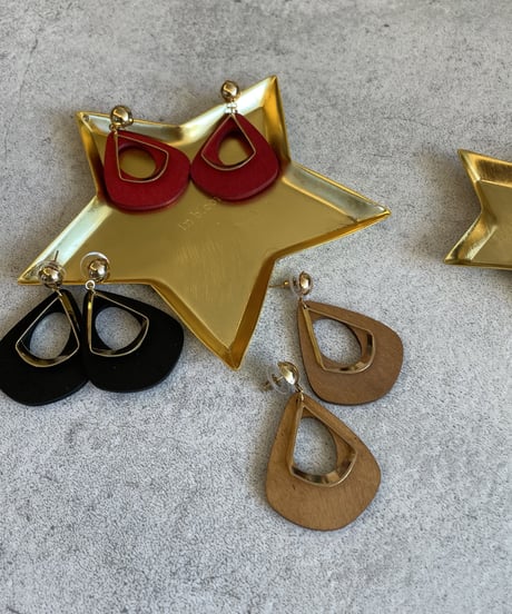ドロップ型ウッドメタルピアス（3color）