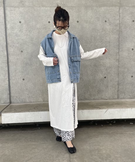 スリットデザインワンピース(オフ)