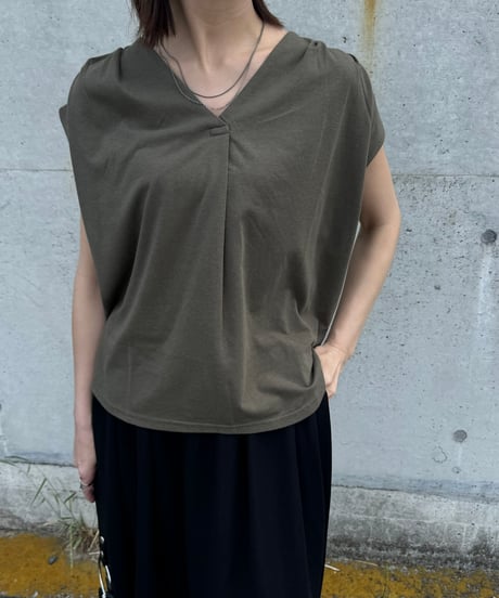 タック入りフレンチスリーブTシャツ(カーキ)