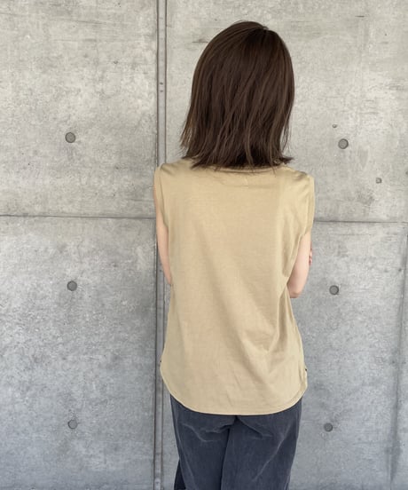 大人ベーシックシンプルノースリーブ（ベージュ）
