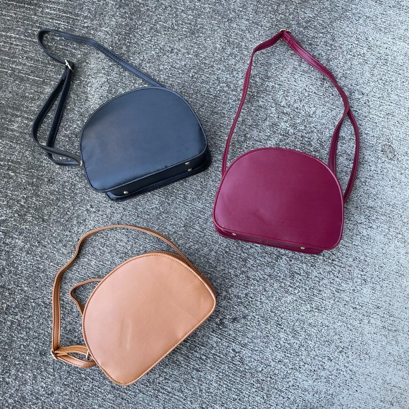 ハーフムーンショルダーバッグ(3color) | COPINE ハーフムーンショルダーバッグ(3color) | COPINE