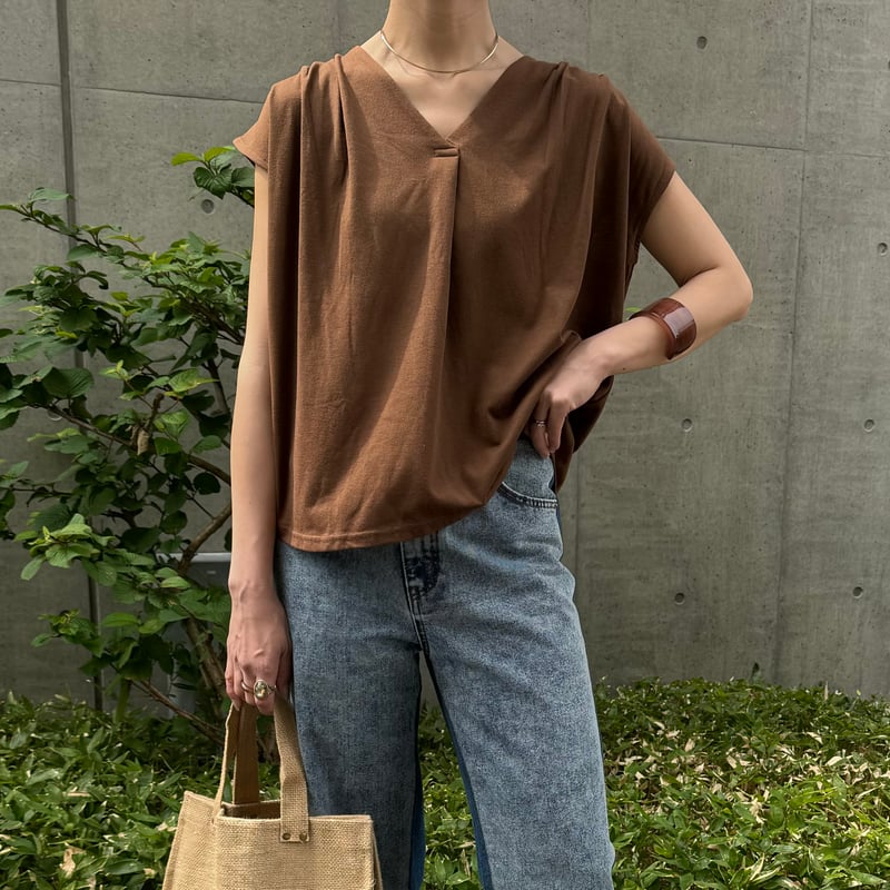 タック入りフレンチスリーブトップス(ブラウン) | COPINE
