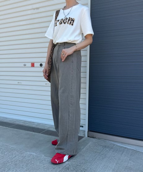 カーブデニムパンツ(ベージュ)