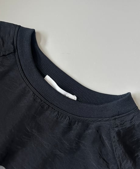 オーガンジーレイヤードロゴTシャツ(ブラック)