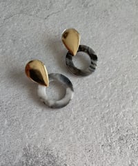マーブルサークルデザインピアス（2type）