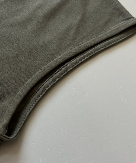 タック入りフレンチスリーブTシャツ(カーキ)
