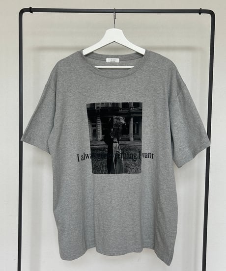 モノクロフォトプリントTシャツ(グレー)