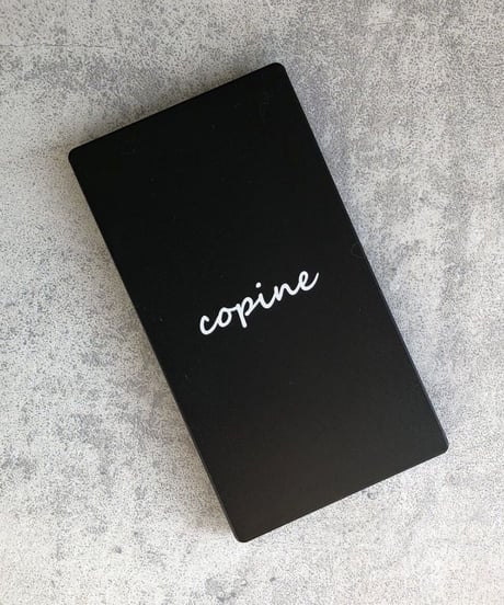 【COPINE original】軽量！モバイルチャージャー