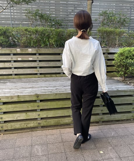 ボタンデザインオーバーサイズシャツ