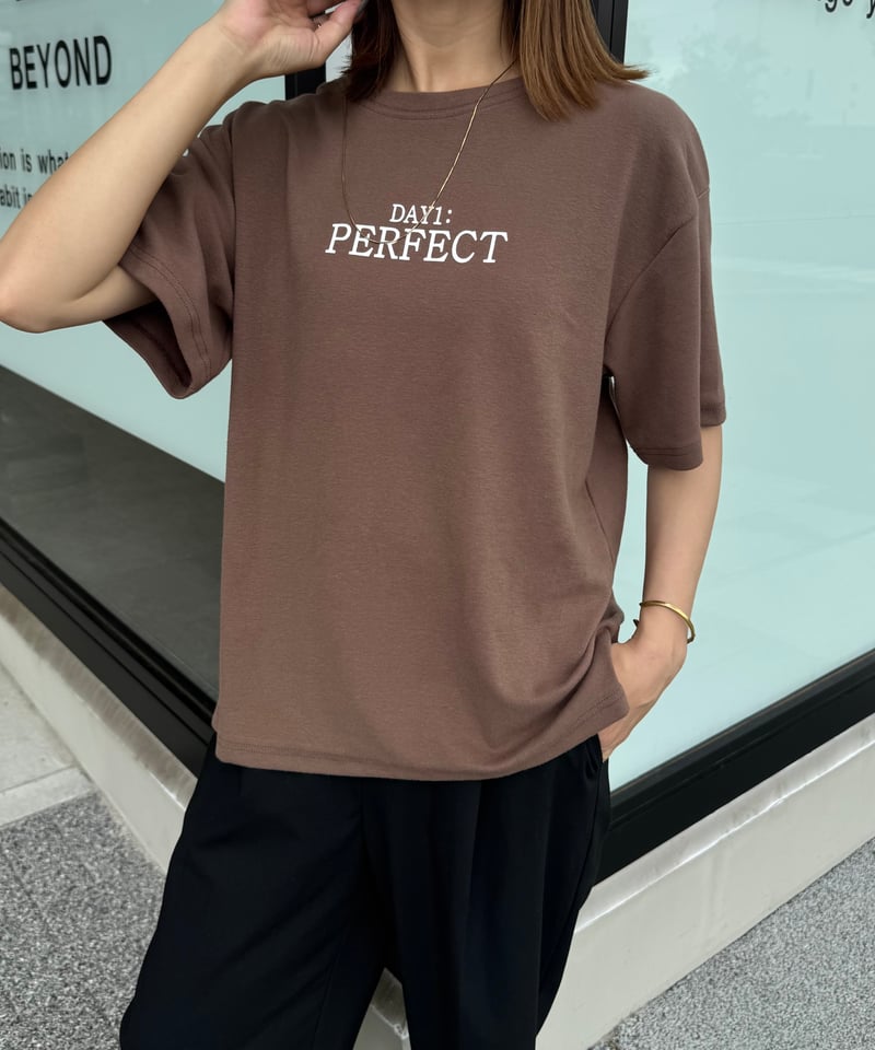 シンプルロゴtシャツ(ブラウン) | COPINE