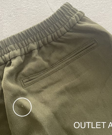 【OUTLET】美シルエット！テーパードカラーパンツ(カーキM)