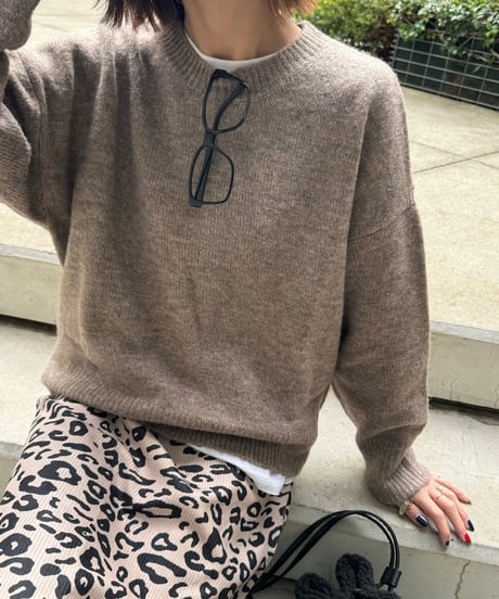 ベーシックシンプルニット