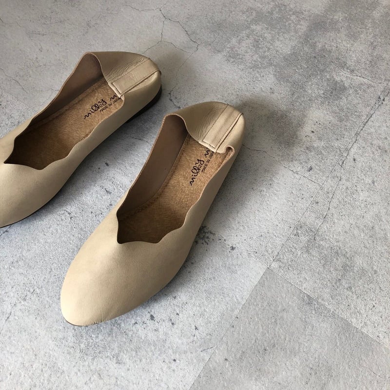フラワーカットフラットシューズ(4color/4size） | COPINE