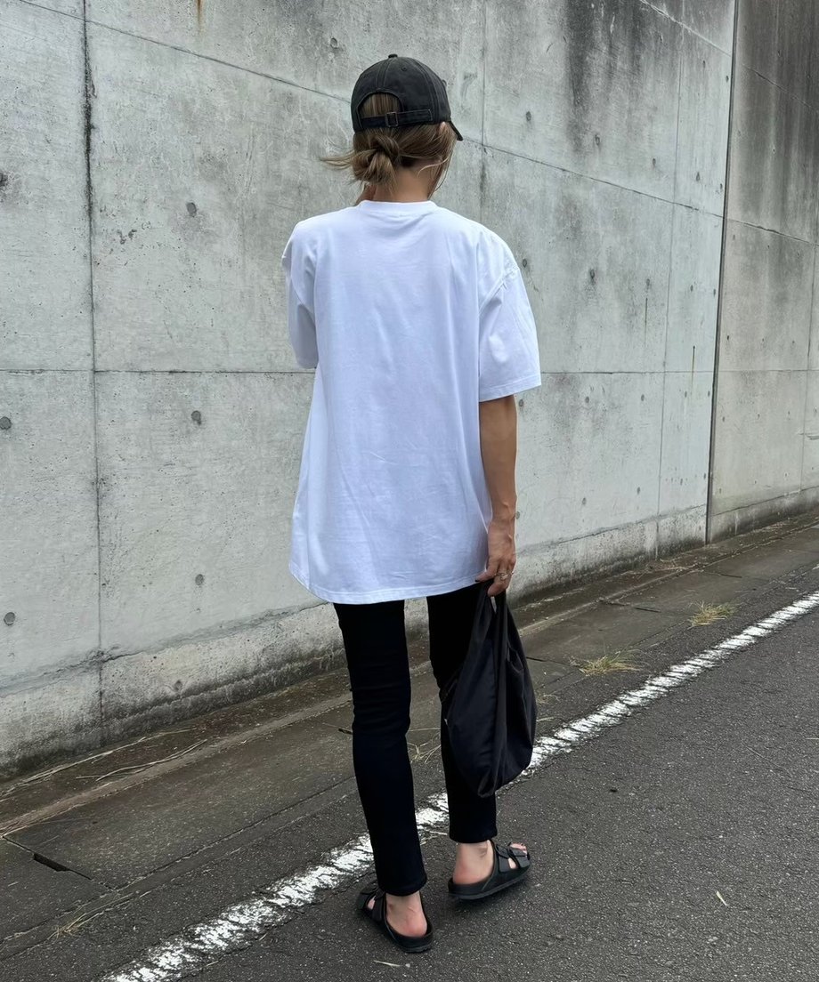 6826c0fb1a112f5aef6d1d5c