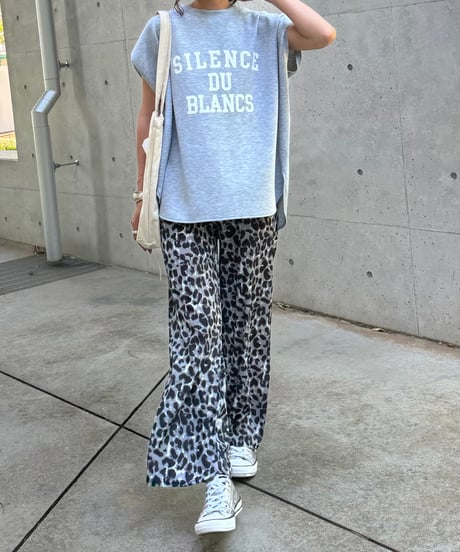 レオパード柄ワイドパンツ
