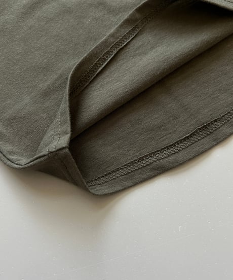 タック入りフレンチスリーブTシャツ(カーキ)